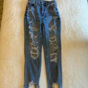 American Eagle Mom Jean